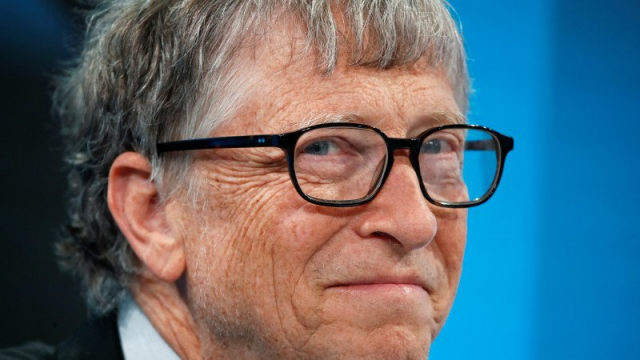 Билл Гейтс пандемияның қашан аяқталатынын болжады