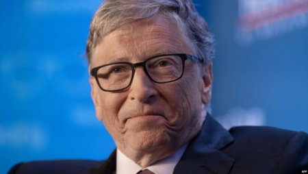 Билл Гейтс өзін-өзі оқшаулау режимі 2022 жылға дейін созылуы мүмкін деп болжайды