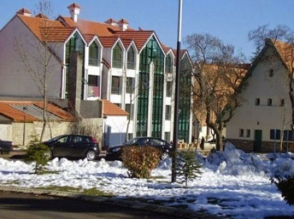 Африкадағы қар жауатын курорт (СУРЕТ)