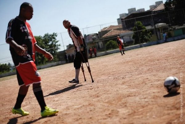 Бір аяқты қақпашы (14 сурет)