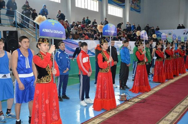 Бокс турнирінен фоторепортаж