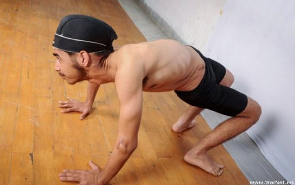 Үндістандағы резина адам (3 сурет)