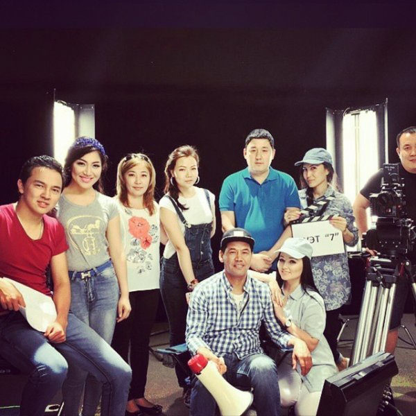 Жанболат пен Жазира "7" дуэтінің бейнебаянын түсірді