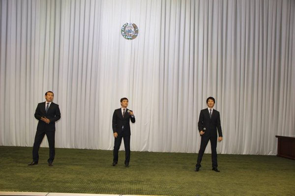 СЫР ӨНЕРПАЗДАРЫ ӨЗБЕКСТАНДА КОНЦЕРТ ҚОЙДЫ