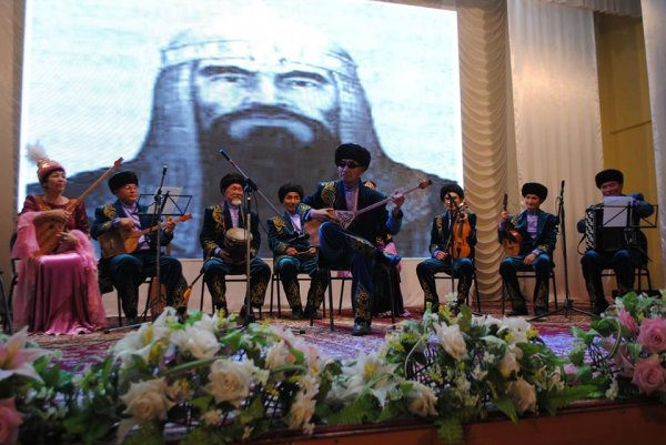 ҚАЗАЛЫДА АРДАГЕРЛЕР ӨНЕР КӨРСЕТТІ