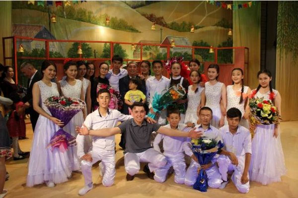 «АЛҒАШҚЫ МАХАББАТ» КӨПШІЛІК КӨҢІЛІНЕН ШЫҚТЫ 