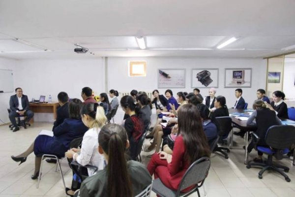 ҚЫЗЫЛОРДАЛЫҚ БЛОГЕРЛЕР ҚАНАТ ӘУЕСБАЙДАН НЕ ҮЙРЕНДІ?