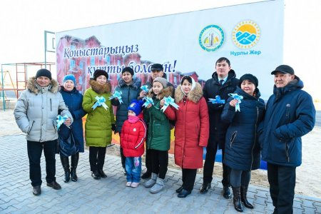 Гражданам казахстана в городе Байконур вручены ключи от жилья