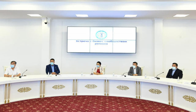 Аким Гульшара Абдыкаликова встретилась с представителями бизнеса Кызылординской области