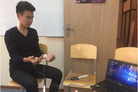 Қызылордалық оқушылар 10-нан астам ауру түрін анықтайтын құрылғы ойлап тапты