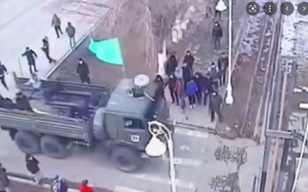 Қызылордада полиция ғимаратына қарулы шабуыл жасаған үш азамат ұсталды