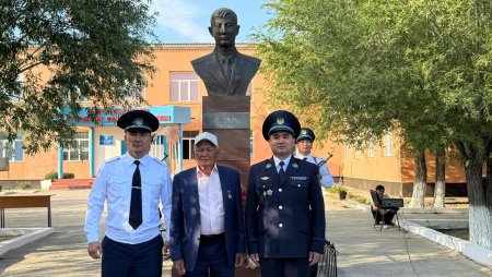 Қызылордалық полицейлер қаза тапқан әріптесін құрметпен еске алды