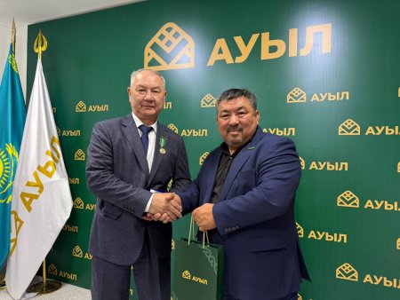 «Ауыл» партиясы ардагерлерге құрмет көрсетті