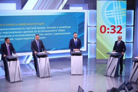 Политические партии страны поддерживают проект новой Конституции