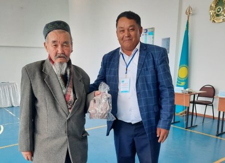 Социалистік Еңбек ері Құрылтай сайлауында өз таңдауын жасады