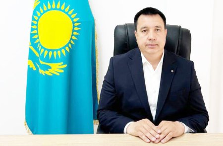 Айтыскер ақын Нұрмат Мансұр Құрылтай сайлауында азаматтық белсенділігін танытты